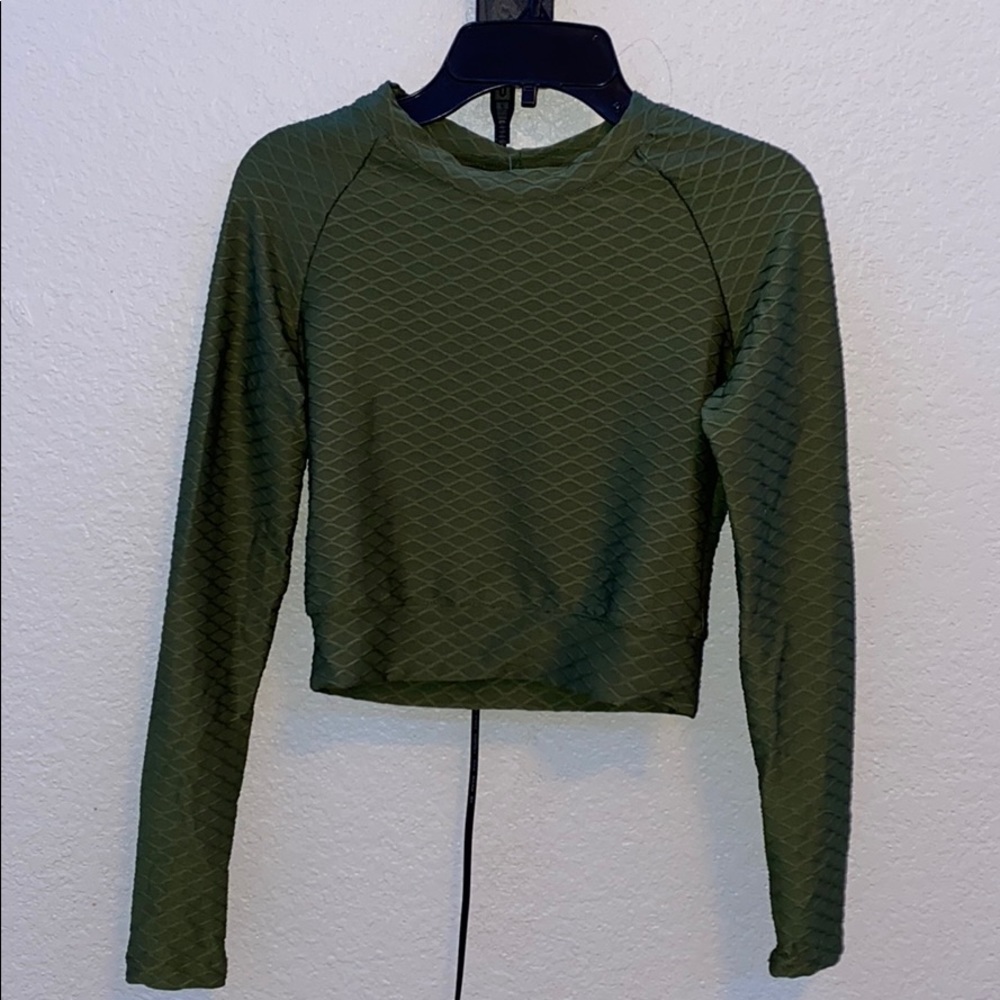 2 PIECE SET CROPPED LONG SLEVE AND LEGGING